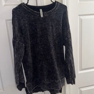 Zenana Signature brand sweatshirt